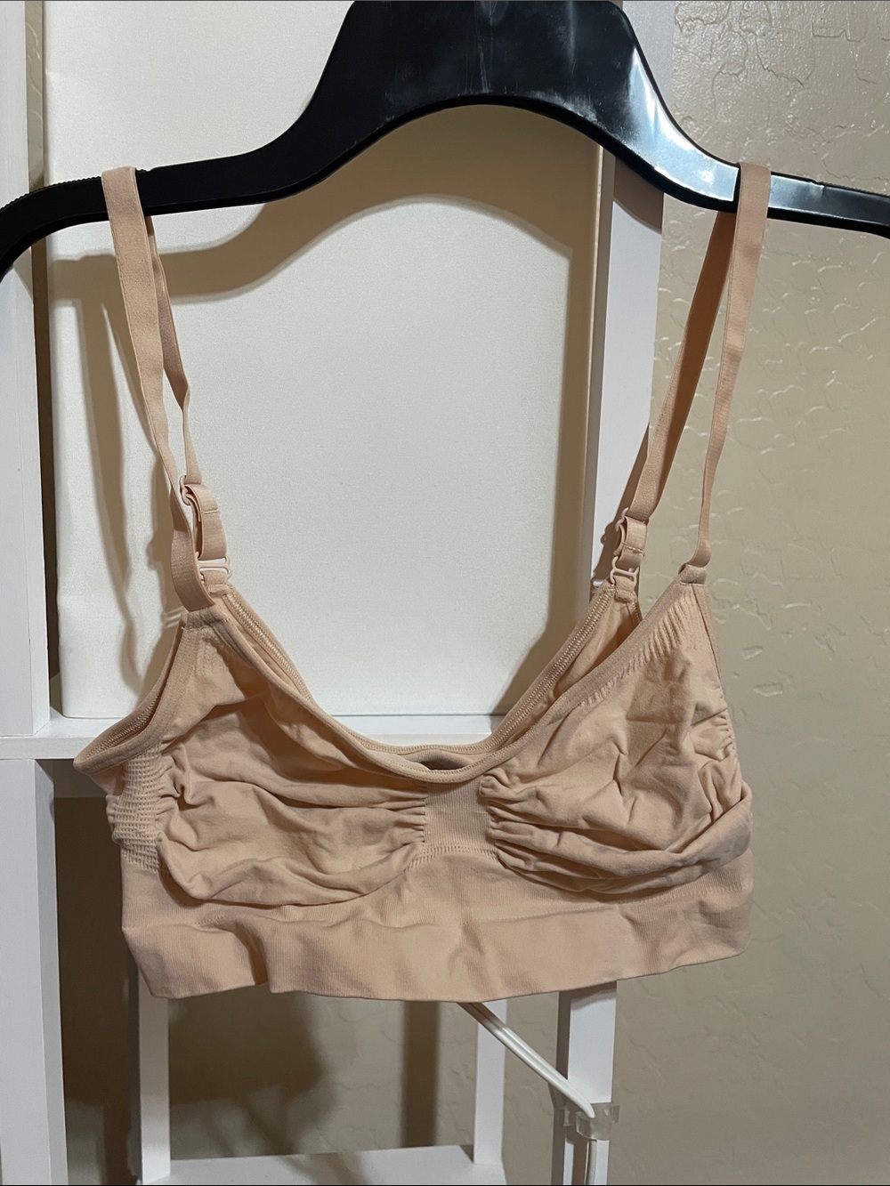 SKIMS Nude Seamless Comfort Bralette